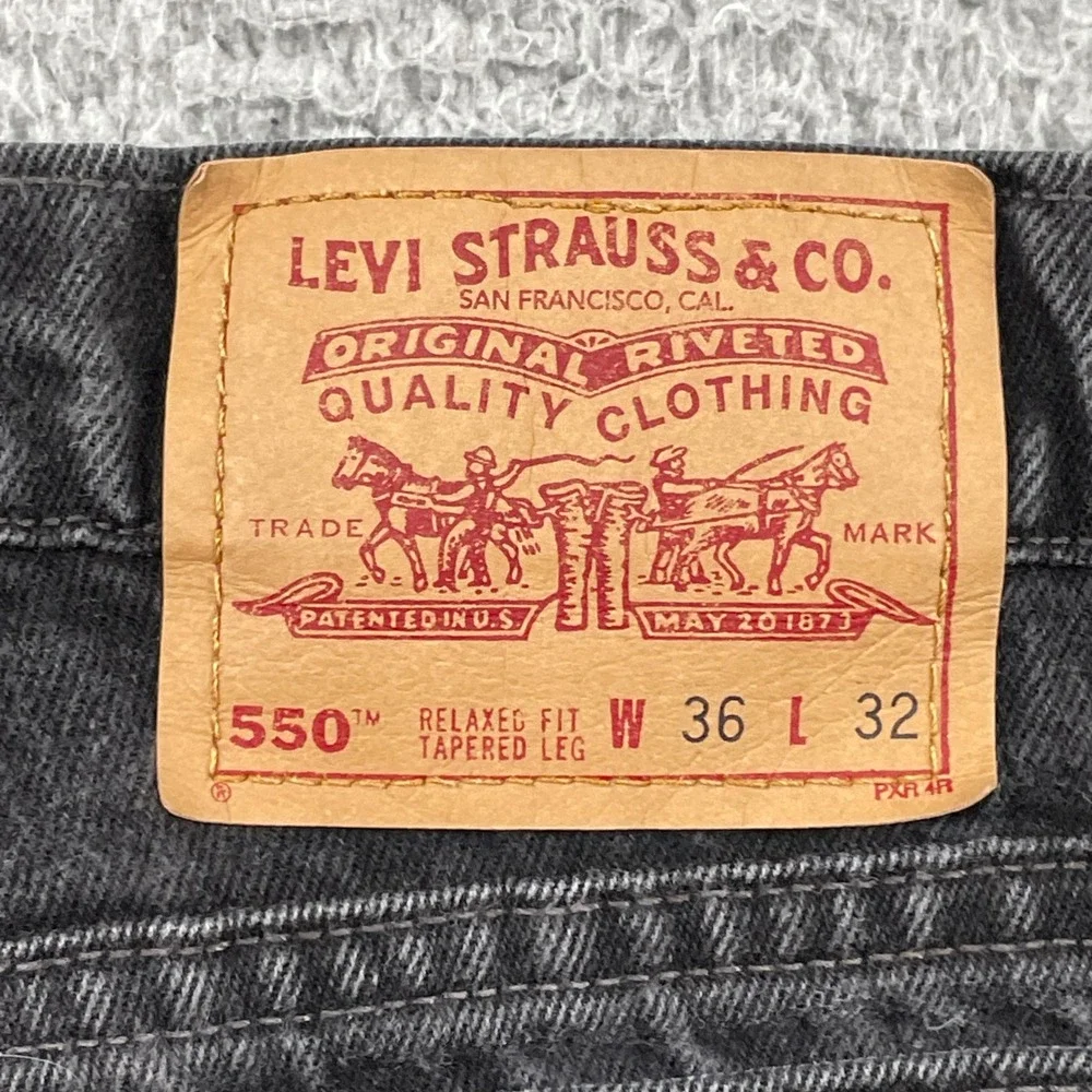 Levi's 550 Jeans Mens 36x32 Black Relaxed Fit Tapered Leg Made in USA Vintage
